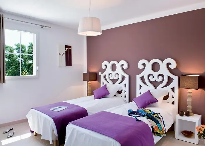 Lagrange Vacances Estivel - Le Clos Savornin